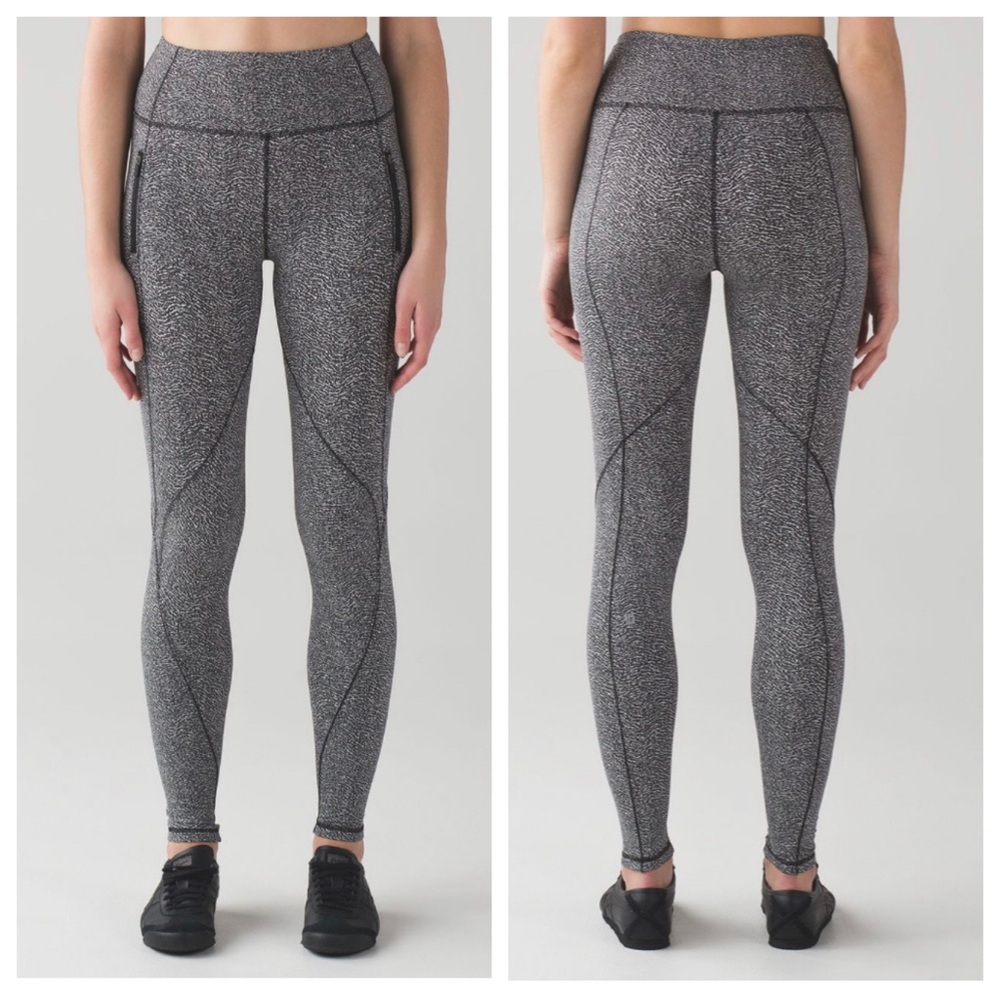 Lululemon Run It Out Tight Power Luxtreme Ripple Jacquard Black White Leggings 4